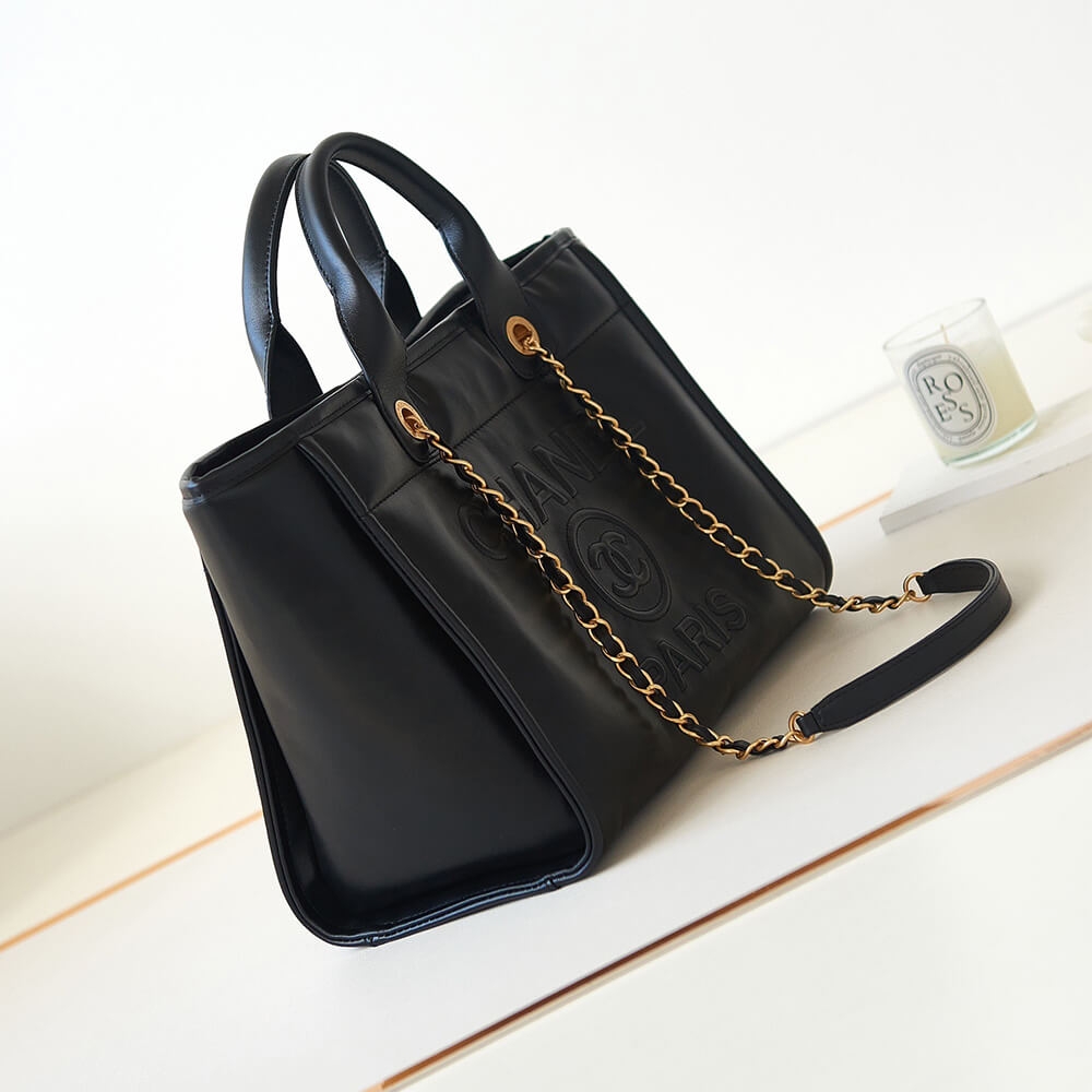 Chanel Small Tote Bag(high-end grade) angle 3