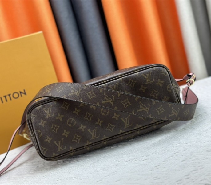 Louis Vuitton Neverfull Bandouliere Inside Out MM Tote In Monogram Canvas And Peony Pink Textile And Leather angle 5