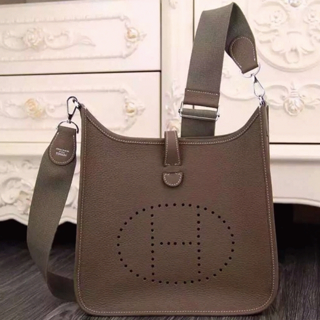 Etain Evelyne III PM Bag Fake AAA Hermes Classic Color Tote