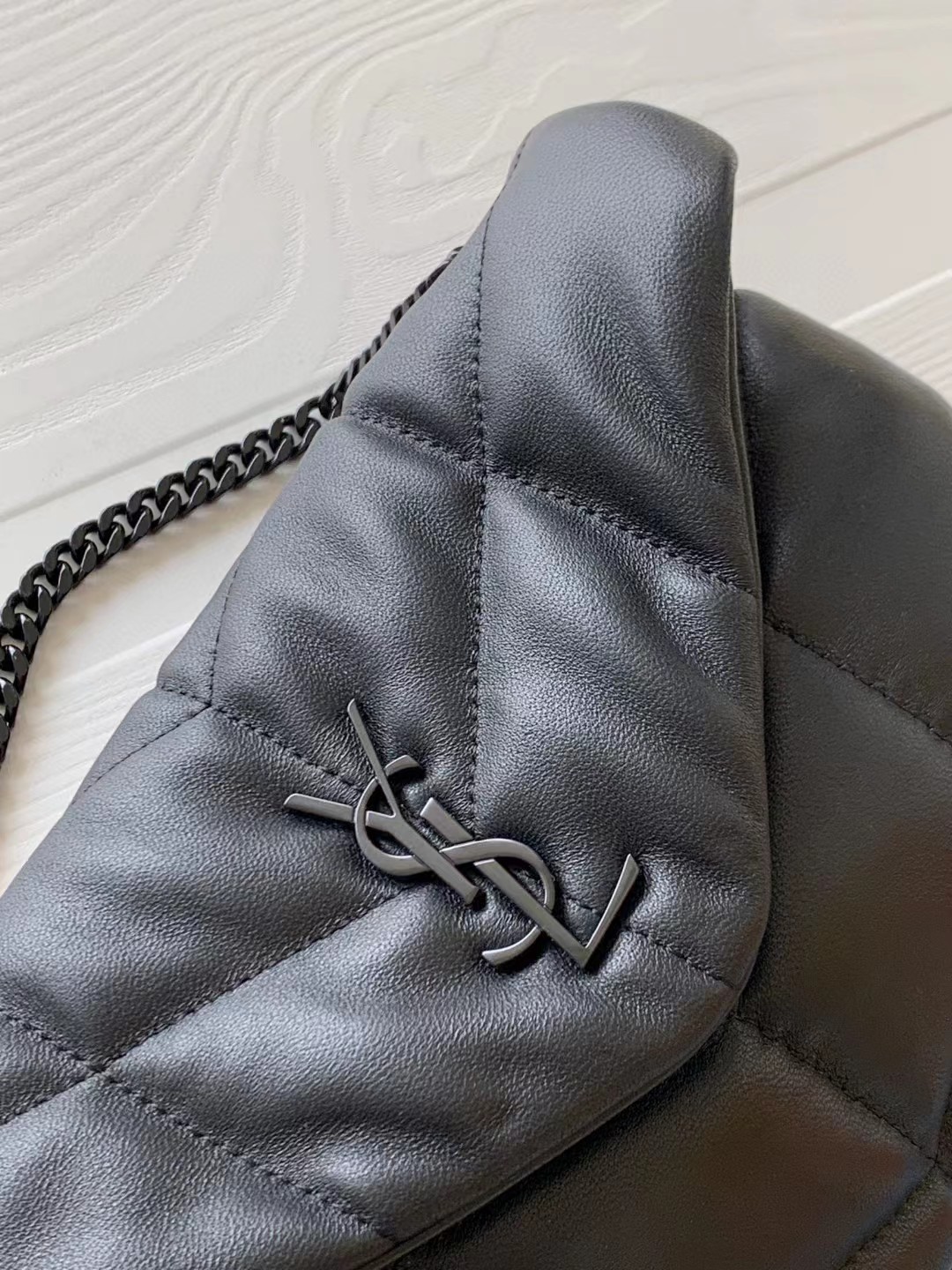 Yves Saint Laurent Loulou Puffer Small Quilted Leather Clutch In Black angle 3