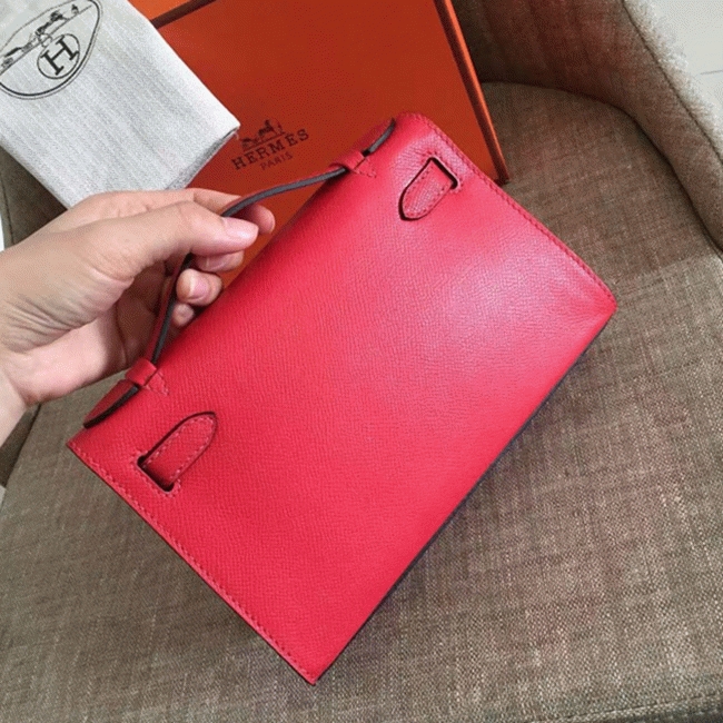 Hermes Red Epsom Fake Designer Kelly Pochette Classic Purse angle 2