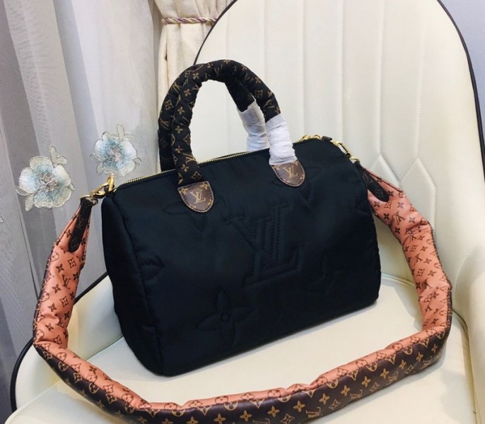 Louis Vuitton Econyl Regenerated Nylon Speedy Bandouliere 30 Handbag In Black angle 3