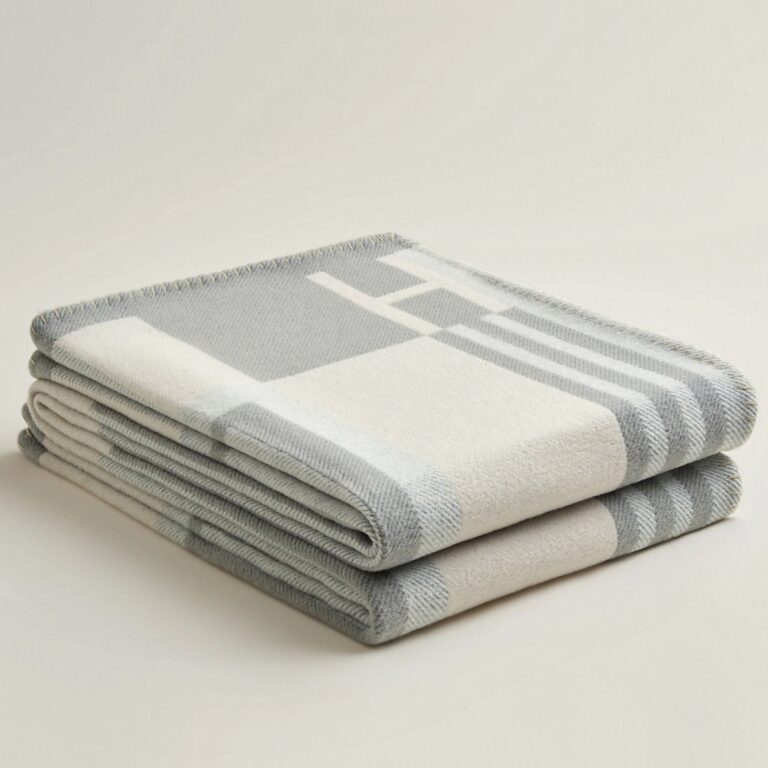 Fake Hermes Ithaque blanket in grey wool and cashmere