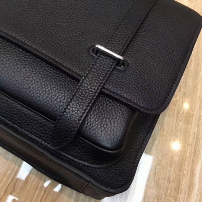 Black Fake Designer Hermes Steve Messenger Bag angle 5