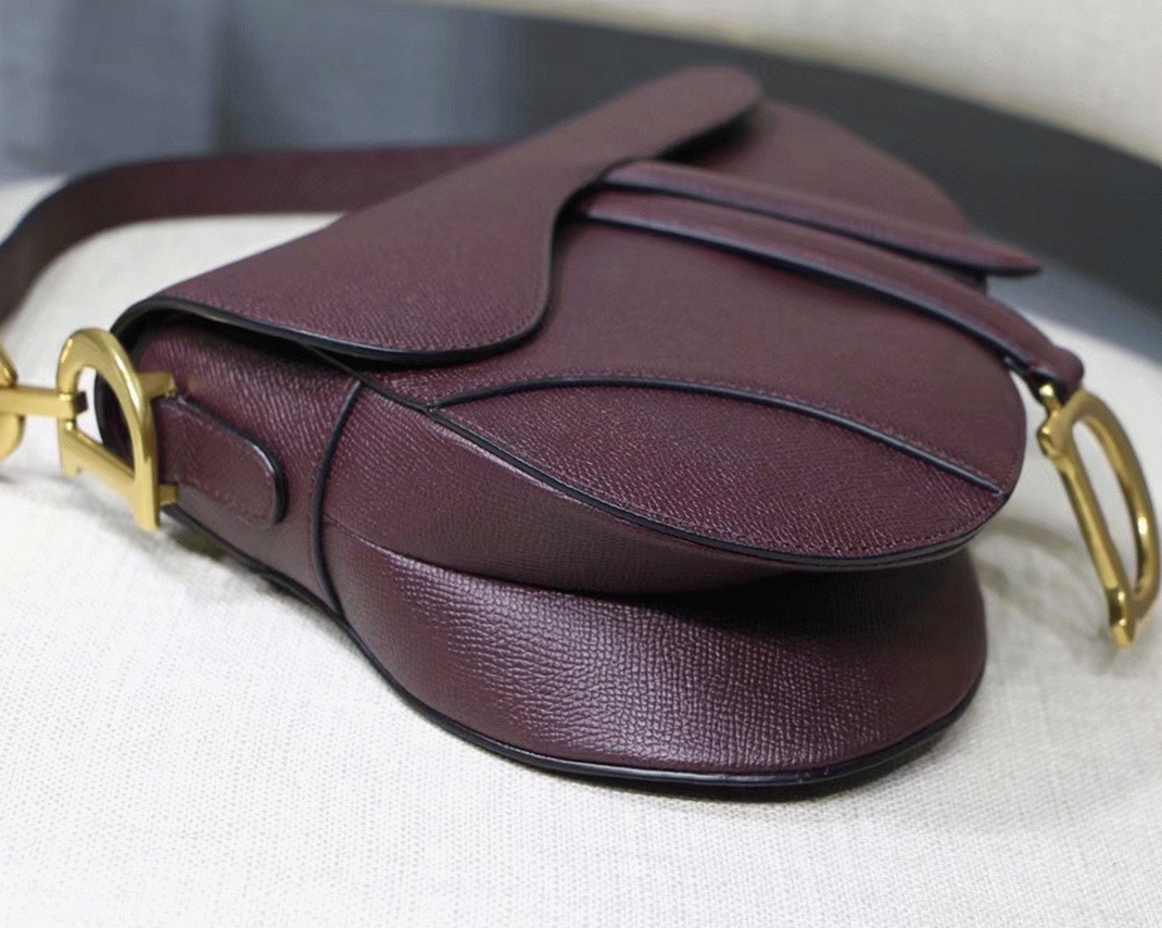 Dior Saddle Bag Knockoff in Amaranth Grained Calfskin angle 4