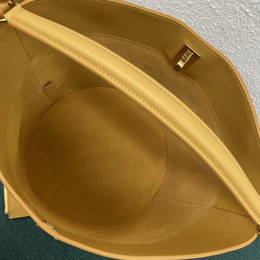 Top Quality Knockoff Celine Bucket 16 Bag In Yellow Soft Bare Calfskin angle 3