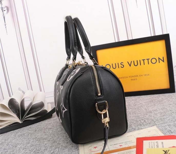 Louis Vuitton Bicolor Monogram Empreinte Leather Speedy Bandouliere 25 Handbag In Black And Lilac angle 3