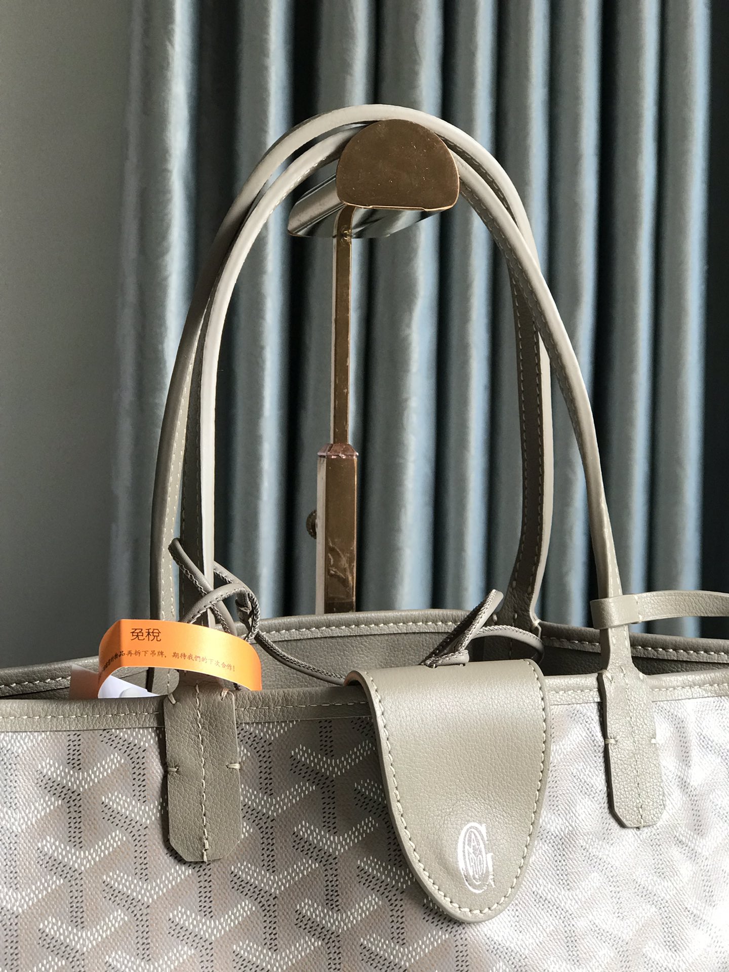 Goyard Reversible Anjou Tote MM angle 4