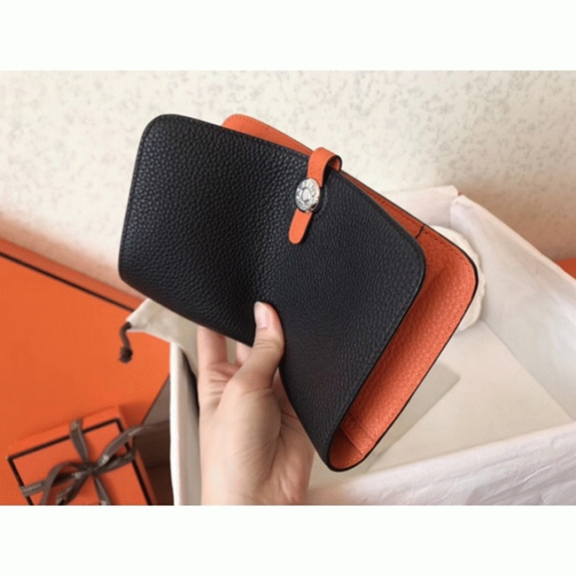Black orange fake luxury Hermes Dogon duo wallet angle 4