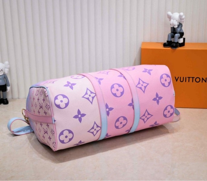 Louis Vuitton Spring 2022 Keepall 45 Luggage In Sunrise Pastel angle 4