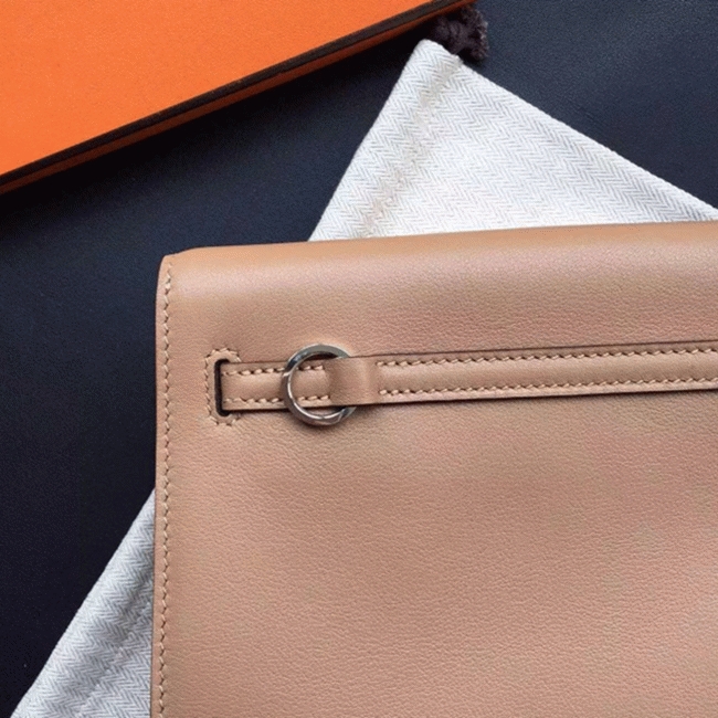 Brown Swift Leather High Quality Replica Hermes Kelly Danse Classic Purse angle 3