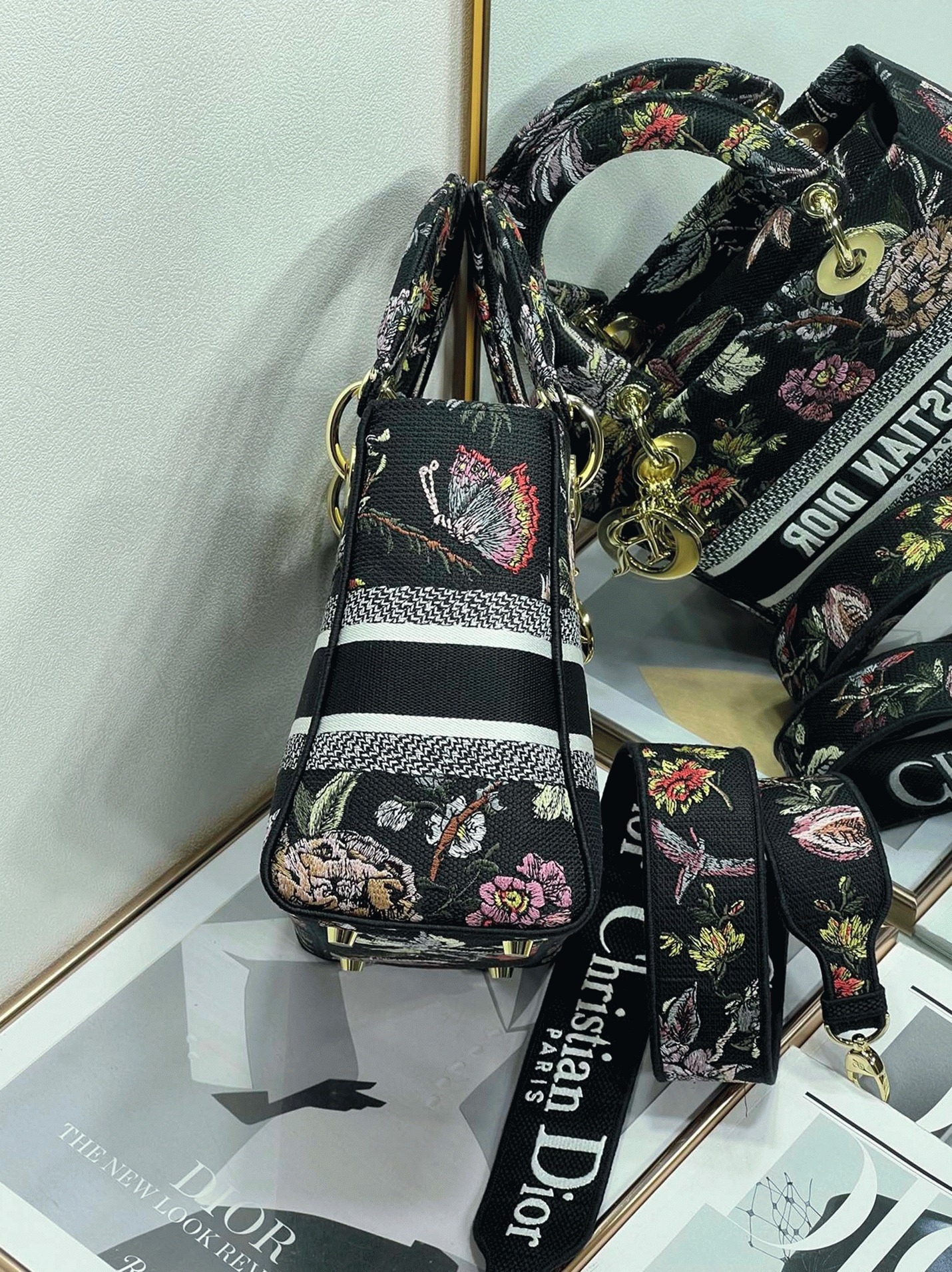 Dior Lady D-Lite Medium Bag Replica in Black Jardin Botanique Embroidery angle 3