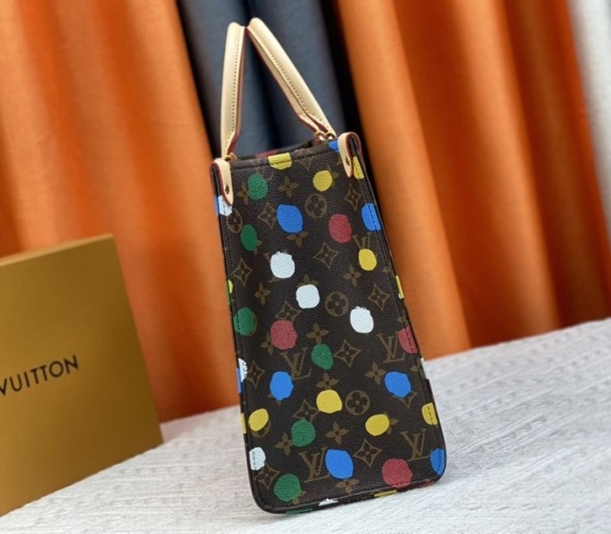 Louis Vuitton X YK Monogram Canvas Onthego MM Tote angle 3