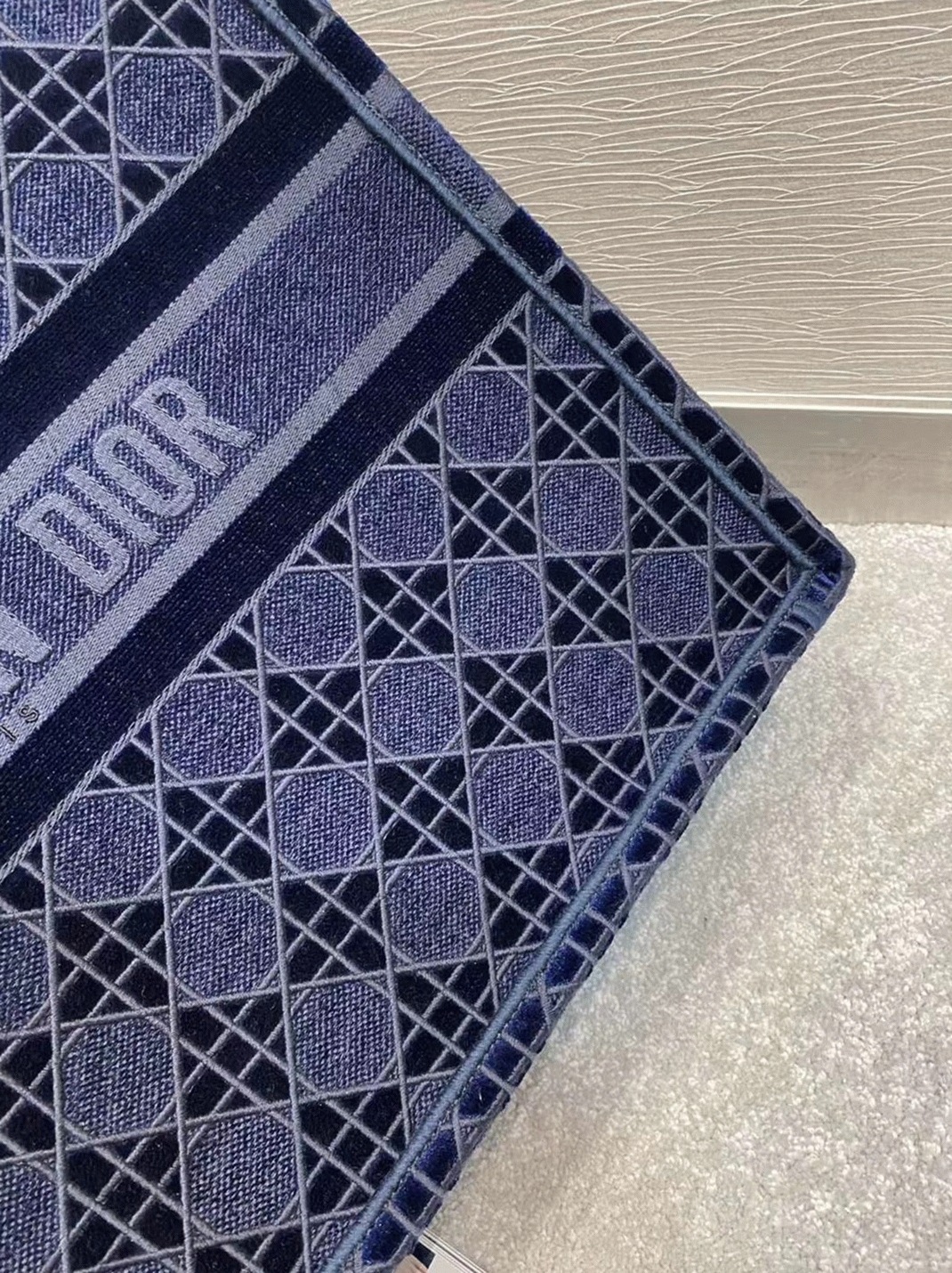 Dior Large Book Tote Bag Knockoff in Blue Cannage Embroidered Velvet angle 5