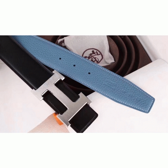Fake designer Hermes H belt buckle in blue shade angle 2