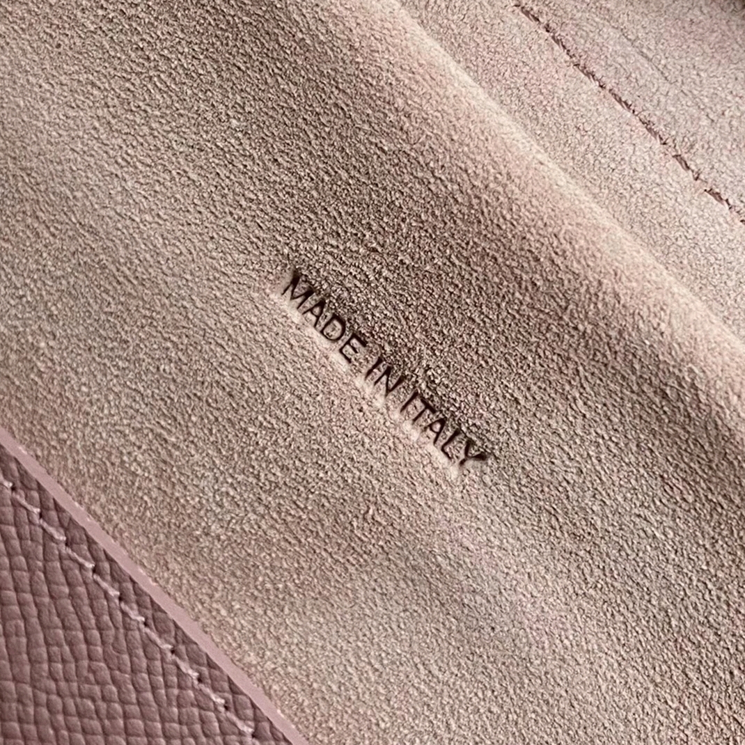 Celine Micro Belt Bag Imitation in Vintage Pink angle 4