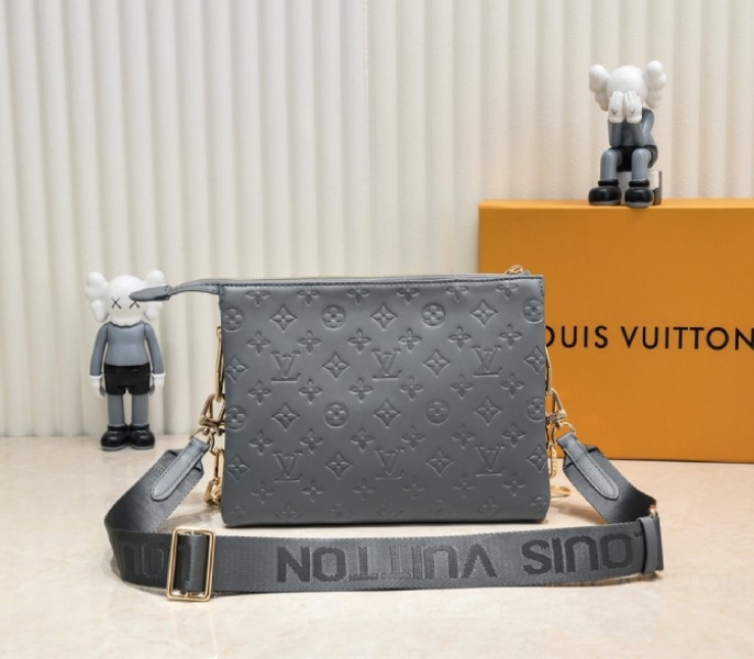 Louis Vuitton Taiga Leather Keepall Bandouliere 50 Travel Bag In Pink angle 5