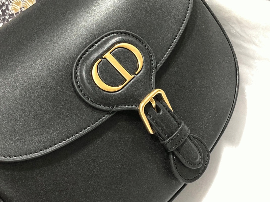 Dior Bobby Medium Bag Imitation in Black angle 3