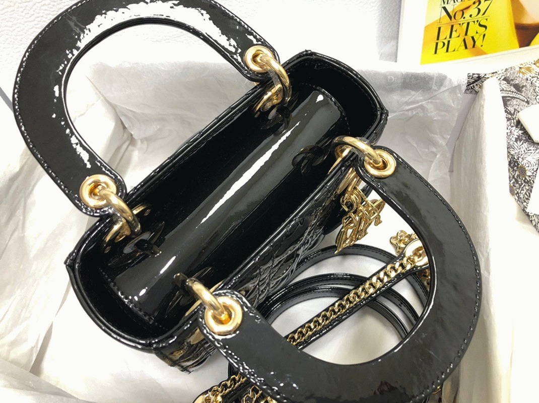 Dior Lady Dior Mini Chain Bag Replica with Chain in Black angle 4