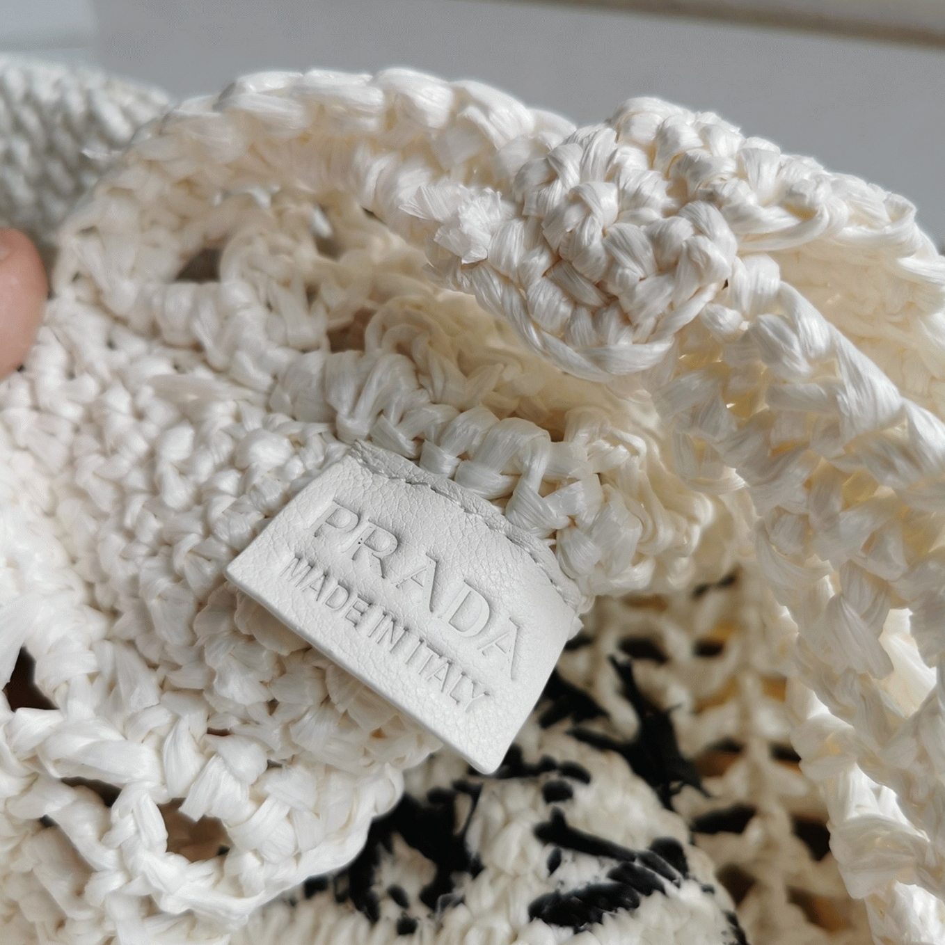 Prada Small Tote Bag Best Replica in White Woven Raffia angle 5