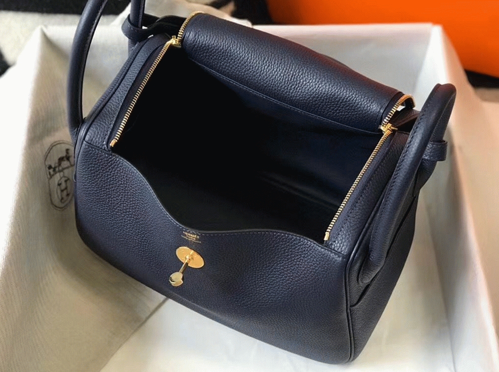Knockoff Hermes Lindy 30cm bag in navy blue shade angle 2