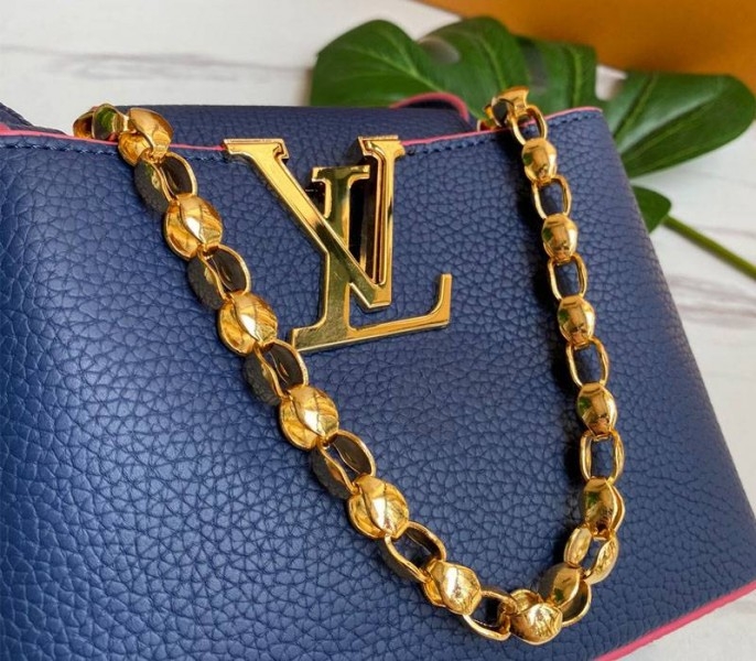 Louis Vuitton Capucines Mini Chain Bag In Navy Blue angle 3