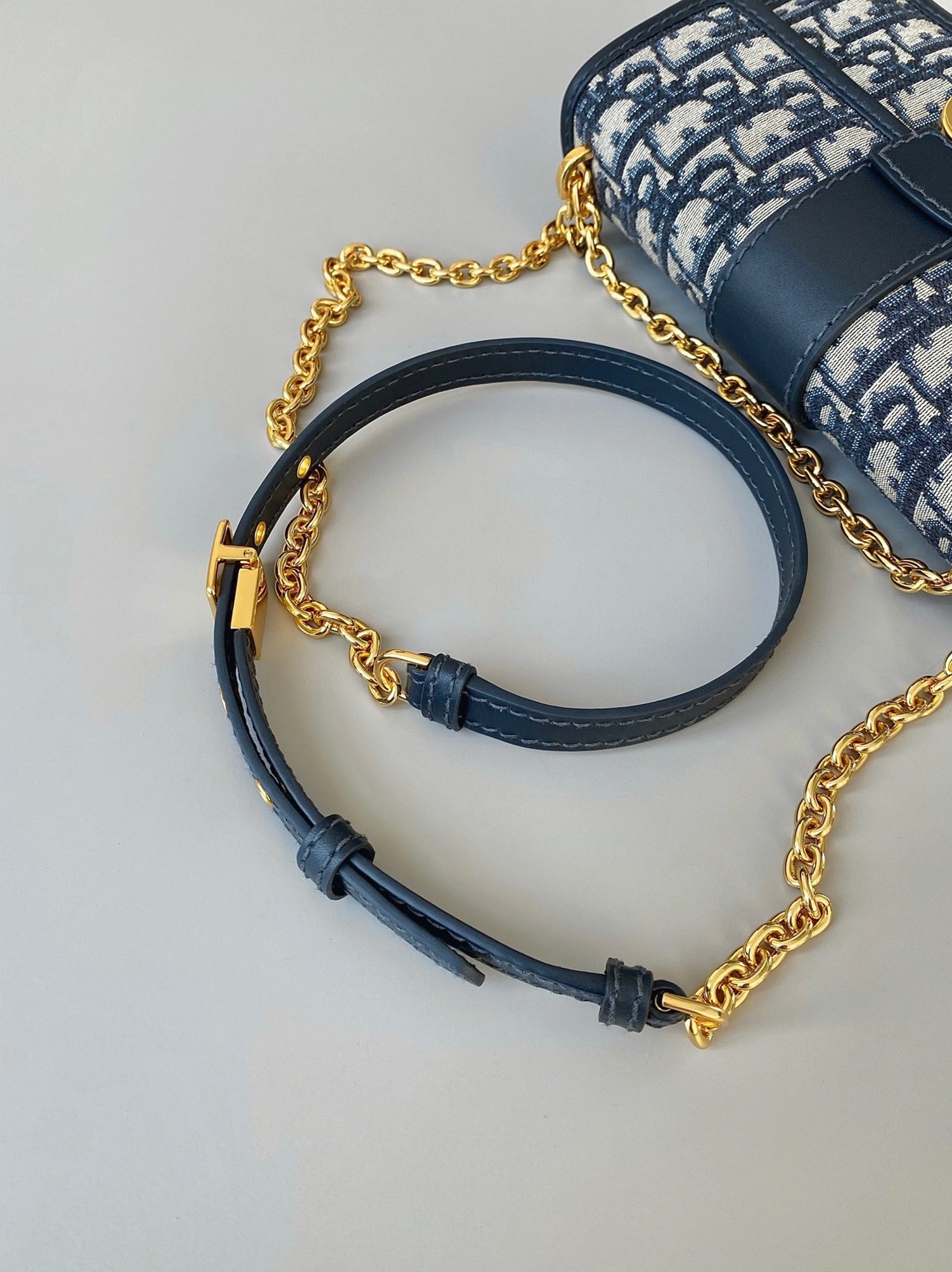 Dior 30 Montaigne East-West Bag with Chain Knockoff in Blue Oblique Jacquard angle 3