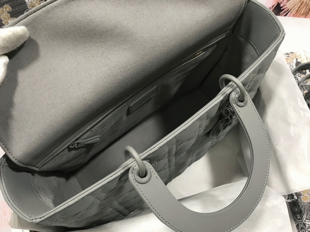 Dior Lady Dior Large Bag Fake in Grey angle 4