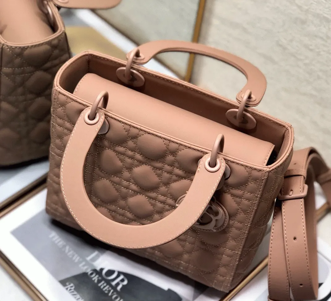 Dior Lady Dior Medium Bag Fake in Blush angle 4