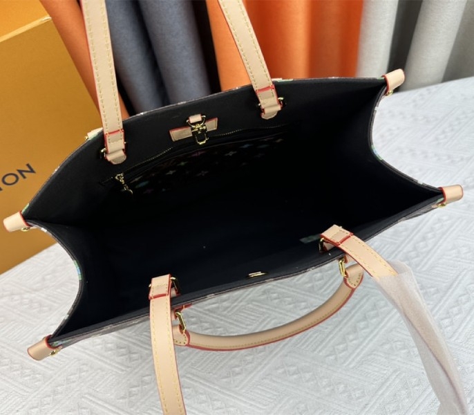 Louis Vuitton Monogram Craggy Onthego MM Tote In Chocolate angle 5