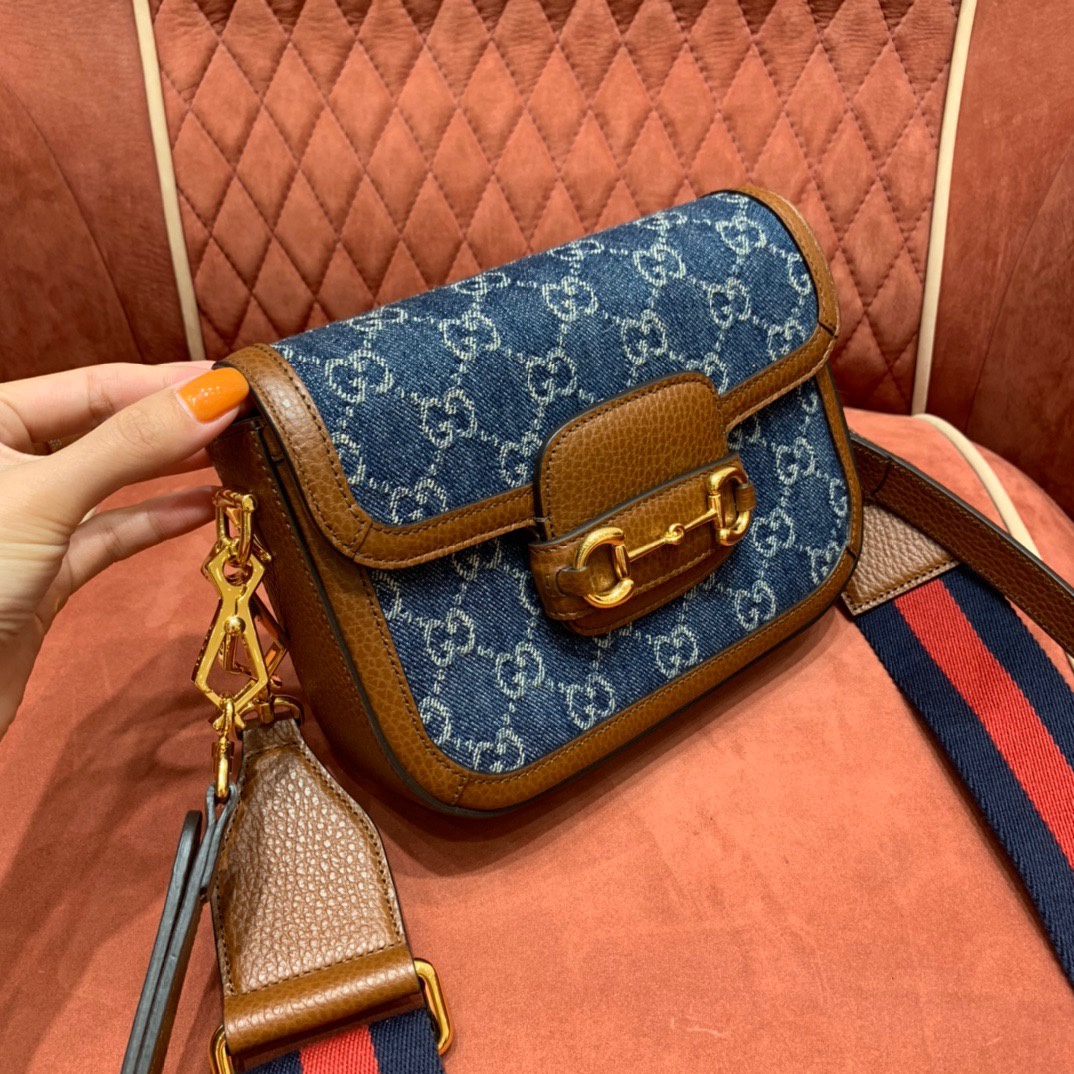 Gucci Horsebit angle 2