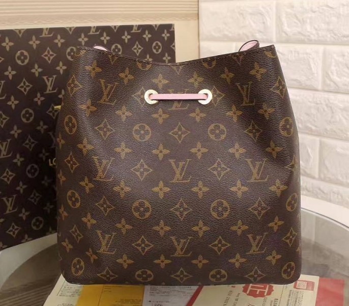 Louis Vuitton Monogram Canvas NeoNoe MM Bag In Rose Poudre angle 3
