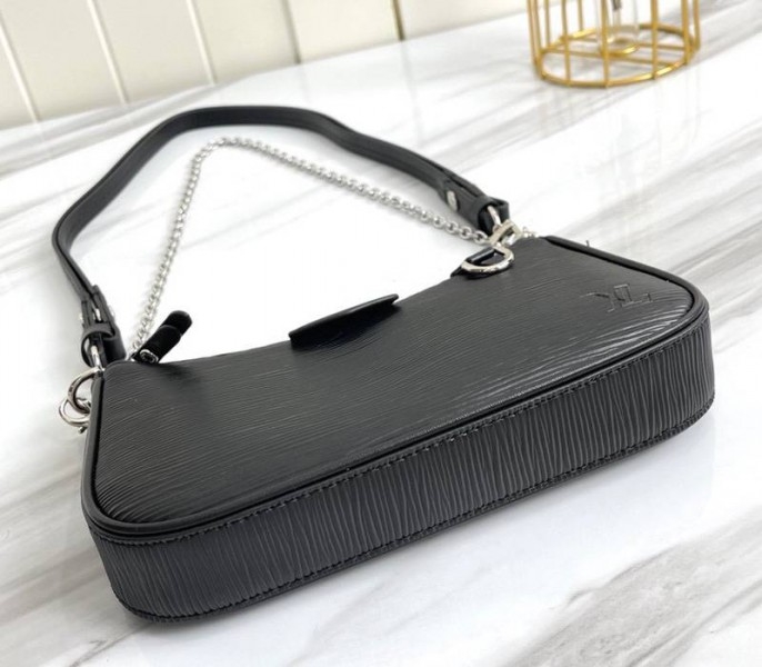 Louis Vuitton Epi Leather Easy Pouch On Strap In Black angle 5