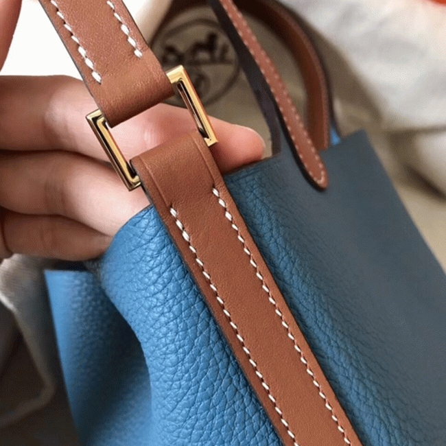 Blue jean 1:1 replica Hermes bicolor Picotin Lock 22cm handbag angle 5