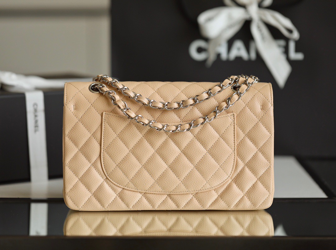 Chanel Medium Classic Flap Bag angle 4