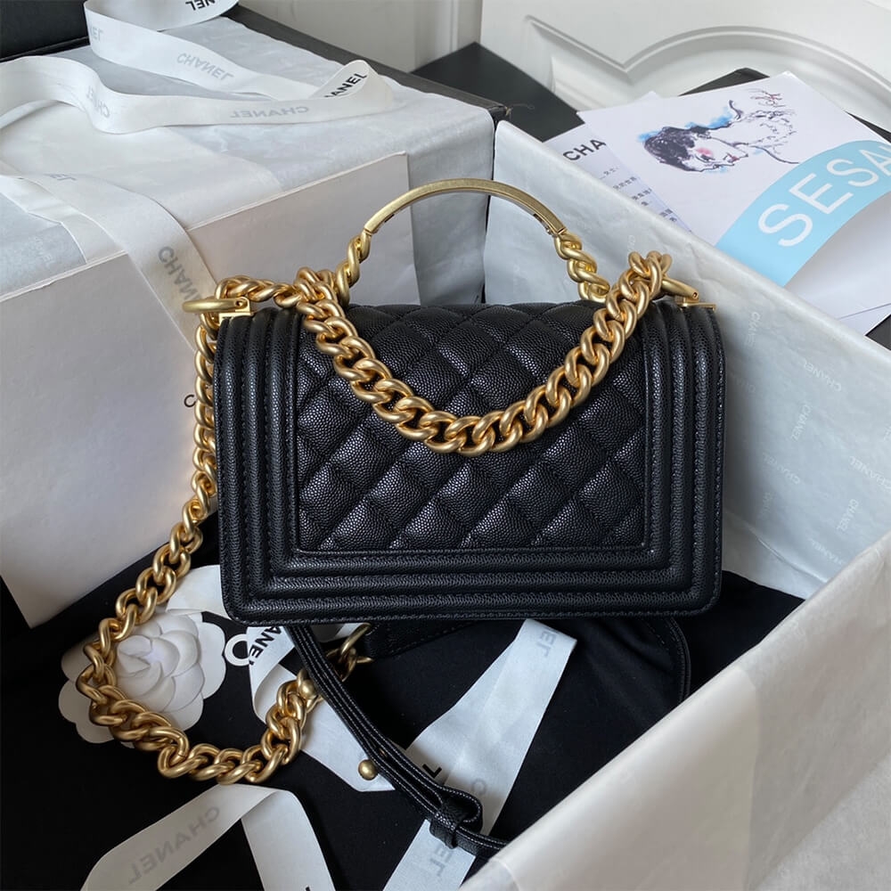 BOY CHANEL FLAP BAG WITH HANDLE angle 2