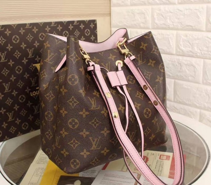 Louis Vuitton Monogram Canvas NeoNoe MM Bag In Rose Poudre angle 2