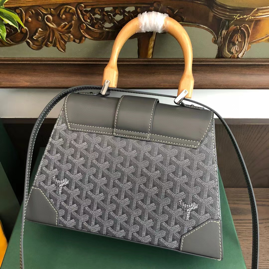 Goyard Saïgon angle 3