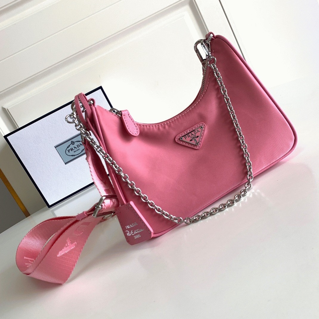Prada Re-Edition Shoulder Bag Knockoff in Pink angle 4
