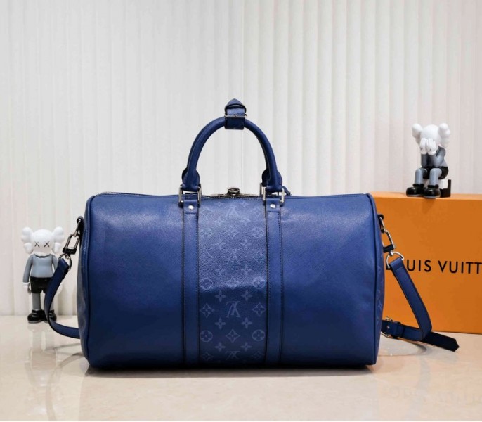 Louis Vuitton Taiga Leather Keepall Bandouliere 50 Travel Bag In Navy Blue angle 5