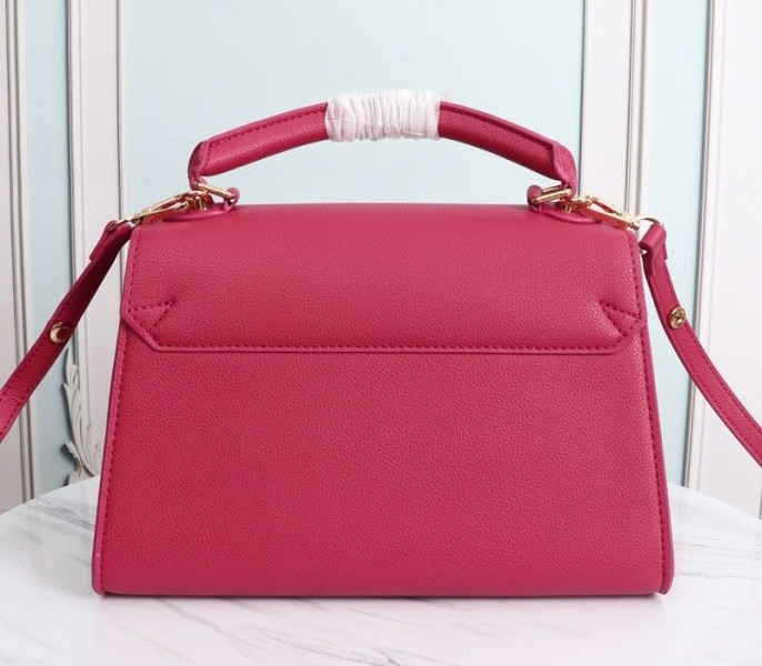 Louis Vuitton Twist One Handle MM Handbag In Rose angle 3