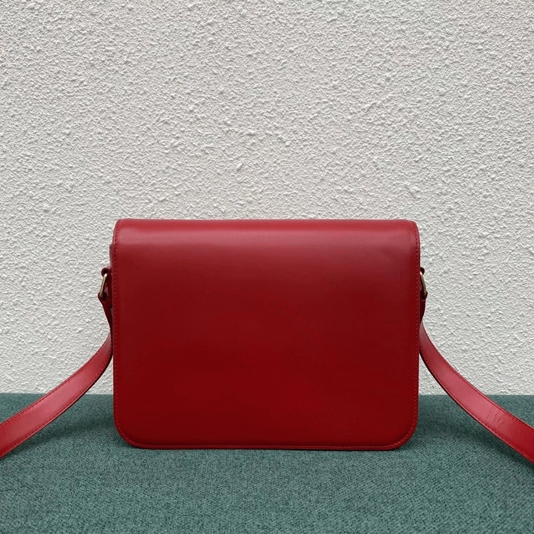 Top Quality Fake Celine Triomphe Large Bag In Red angle 2