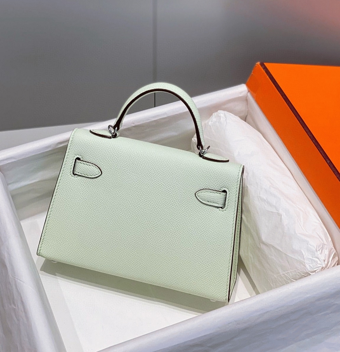 Hermes Kelly Mini II Bag Replica in Vert Fizz angle 3