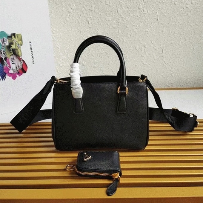 Black Prada Galleria Mini Bag Best Replica angle 4