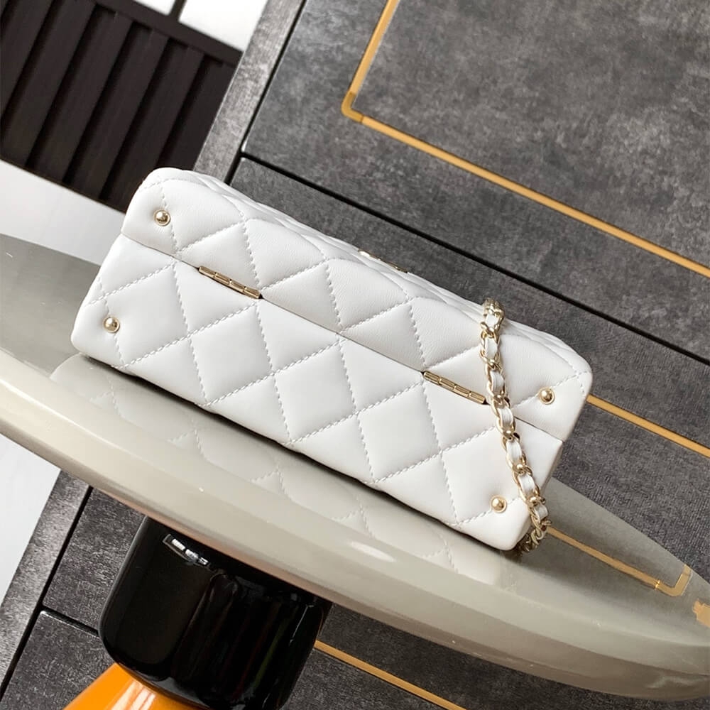 CHANEL small Box Pack(High-end grade) angle 5