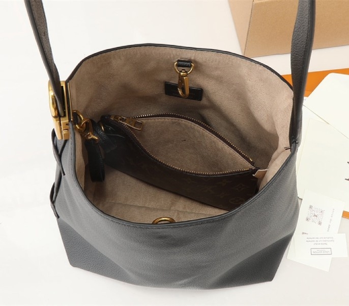 Louis Vuitton Low Key MM Hobo In Black angle 4