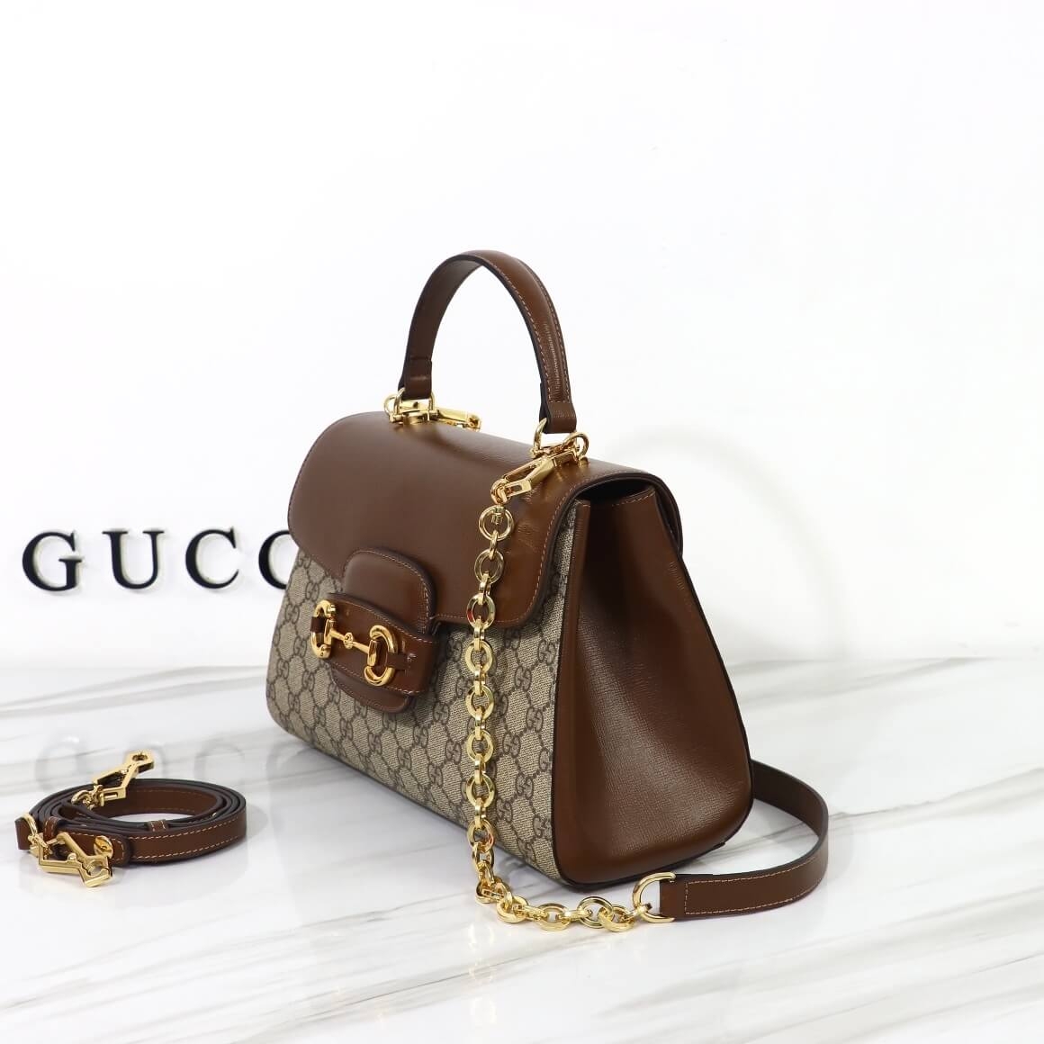 GUCCI HORSEBIT 1955 MEDIUM BAG angle 2