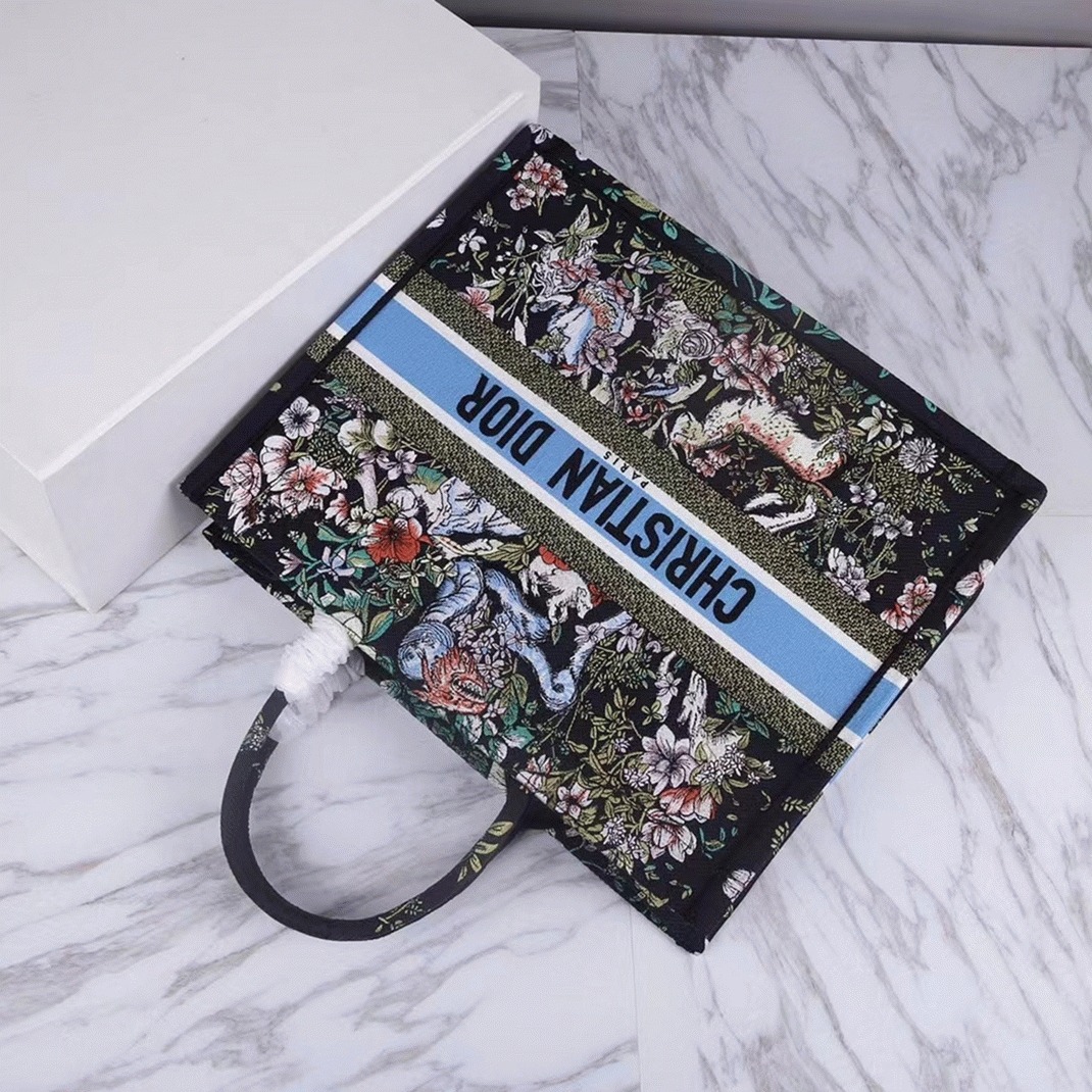 Dior Large Book Tote Bag Fake in Blue D-Constellation Embroidery angle 5