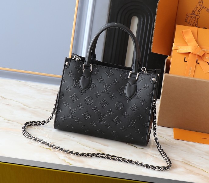 Summer 2025 OnTheGo PM Tote In Black angle 5