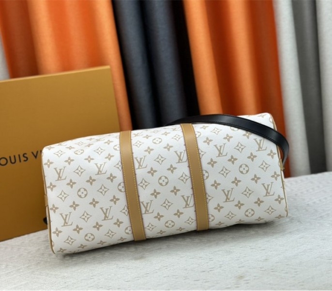 Louis Vuitton Monogram Dune Keepall Bandouliere 45 Travel Bag angle 5